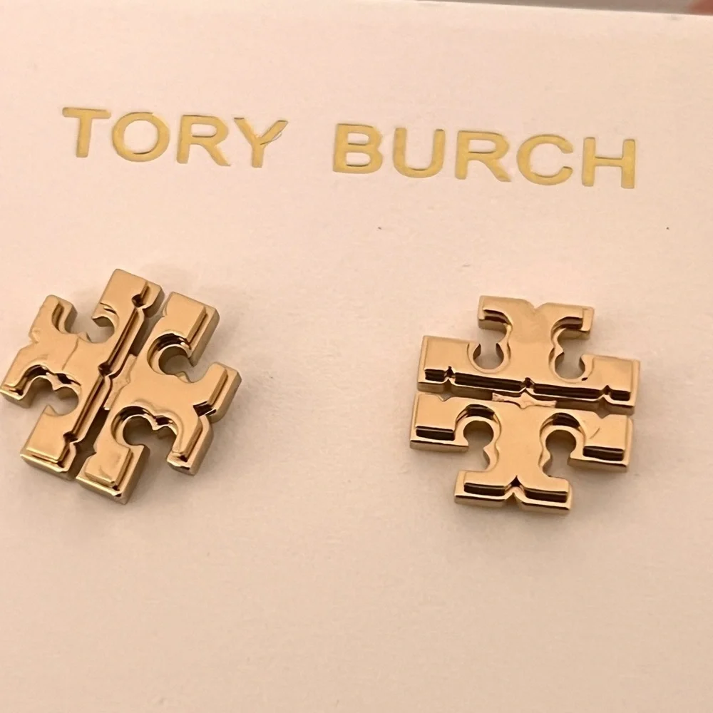TORY BURCH• Small Logo Earrings